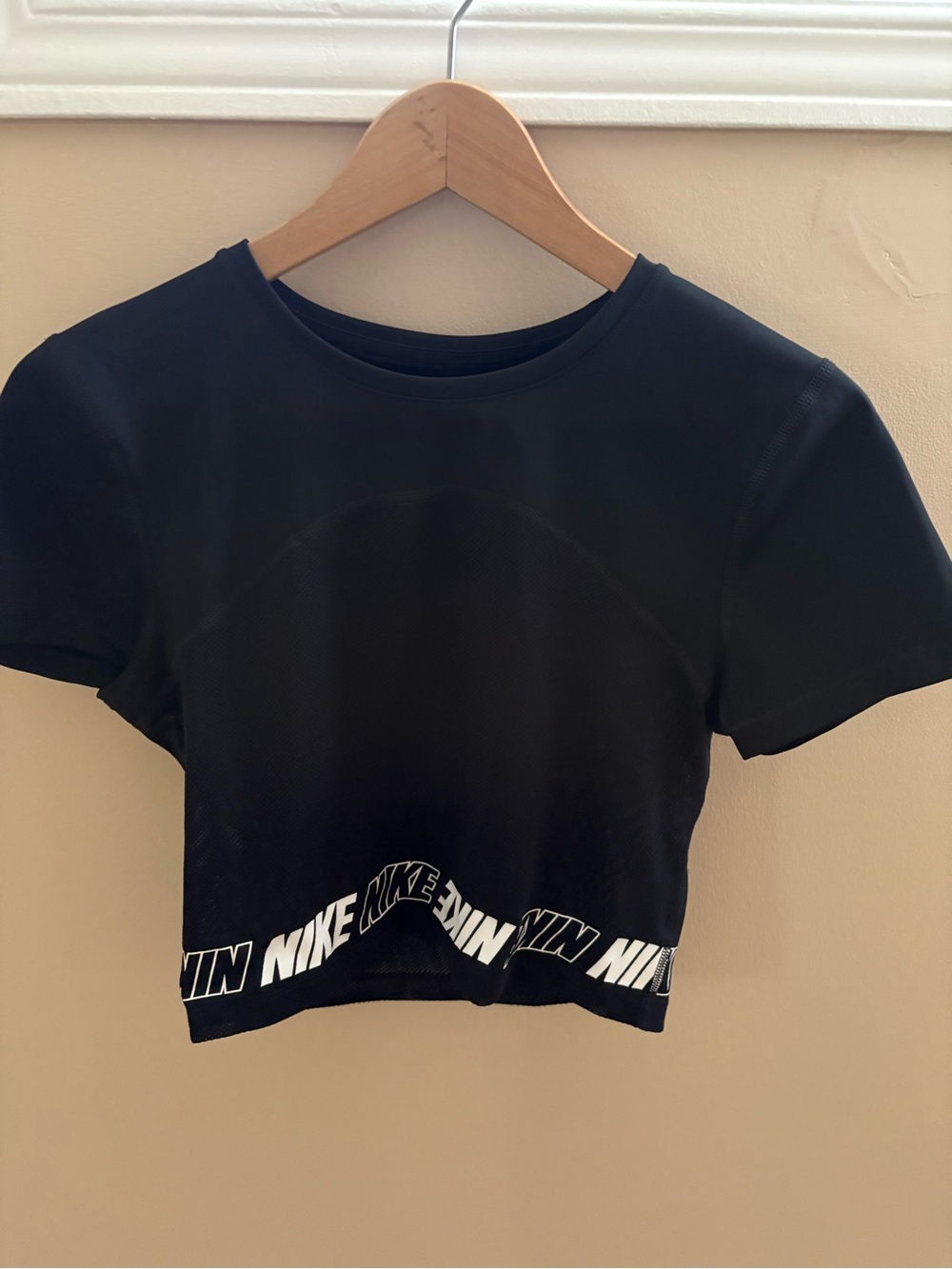 Nike Black Women’s Mesh Crop Top
